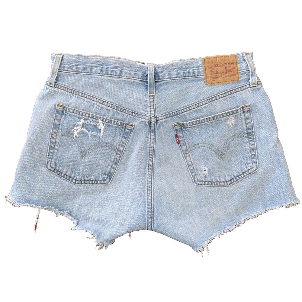 Levis 501 Jeans Cut Off Shorts Light Wash Distressed Raw Hem Button Fly W29 - Picture 3 of 14